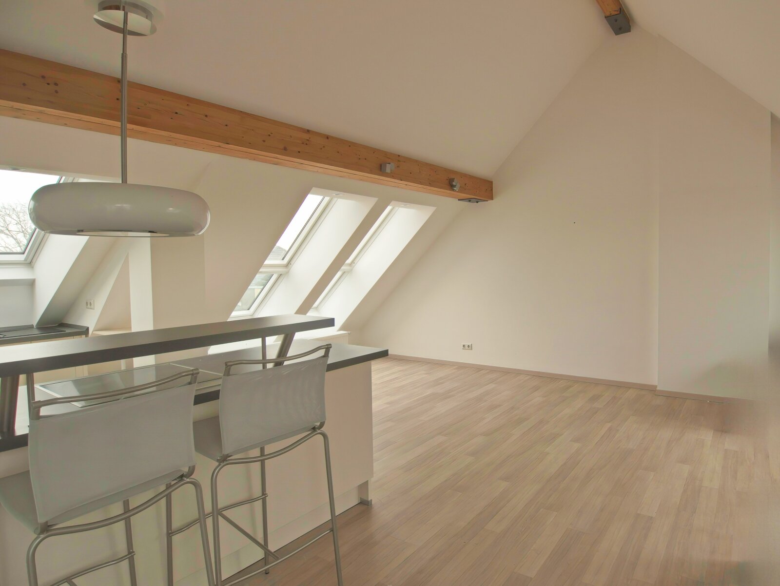 Helle Dachgeschosswohnung für Sportliche