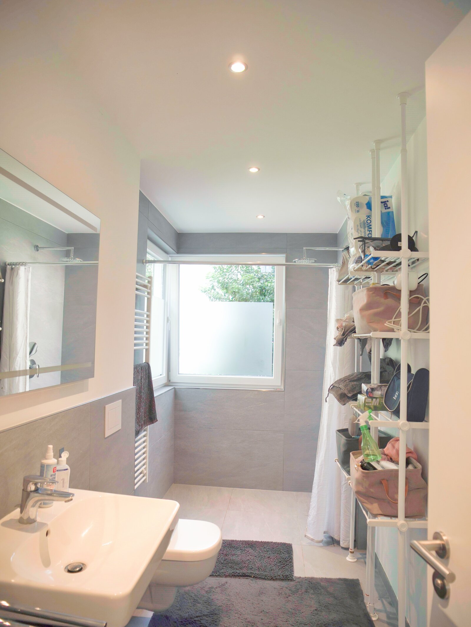 Barrierefreie Wohnung mit Luxusküche, Terrasse und Wallbox