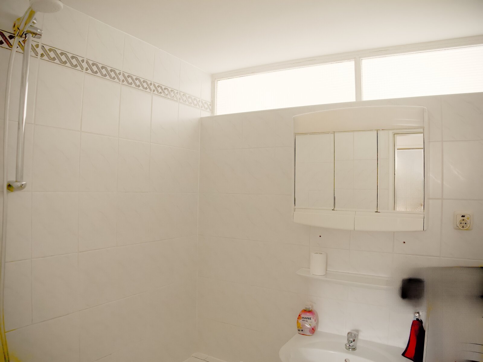 Hübsche Zweizimmer-Singlewohnung mit Mainblick