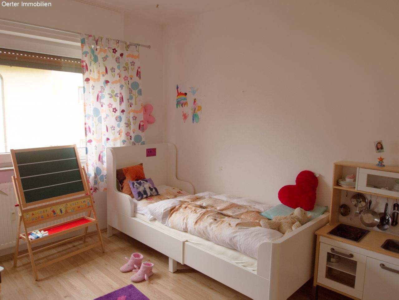 Schöne helle Dreizimmerwohnung mit Balkon und EBK