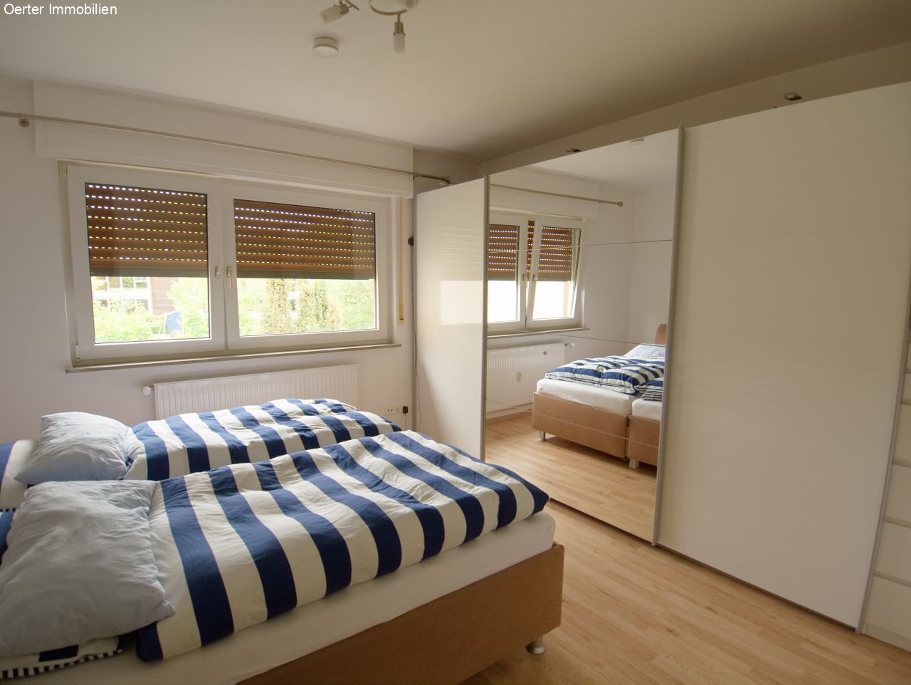 Schöne helle Dreizimmerwohnung mit Balkon und EBK