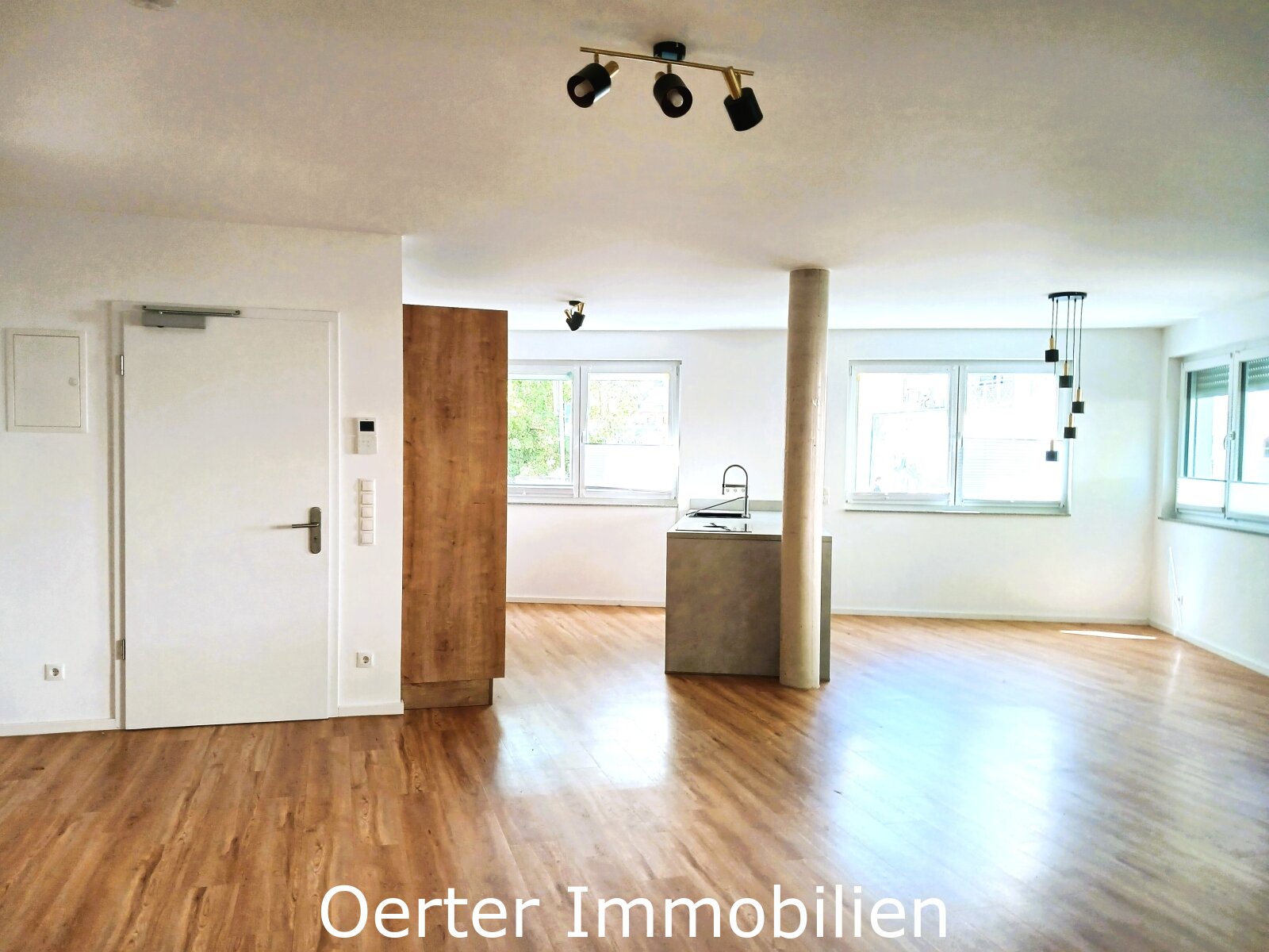 E-Auto und Miete? Geht - junge Top 2-Zimmerwohnung mit Terrasse
