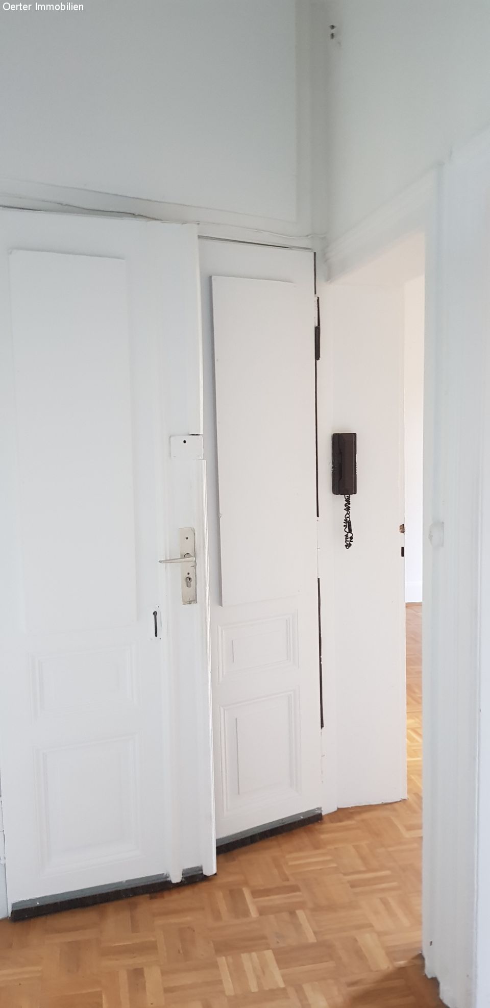 Zweizimmeraltbauwohnung - top für 1 Person