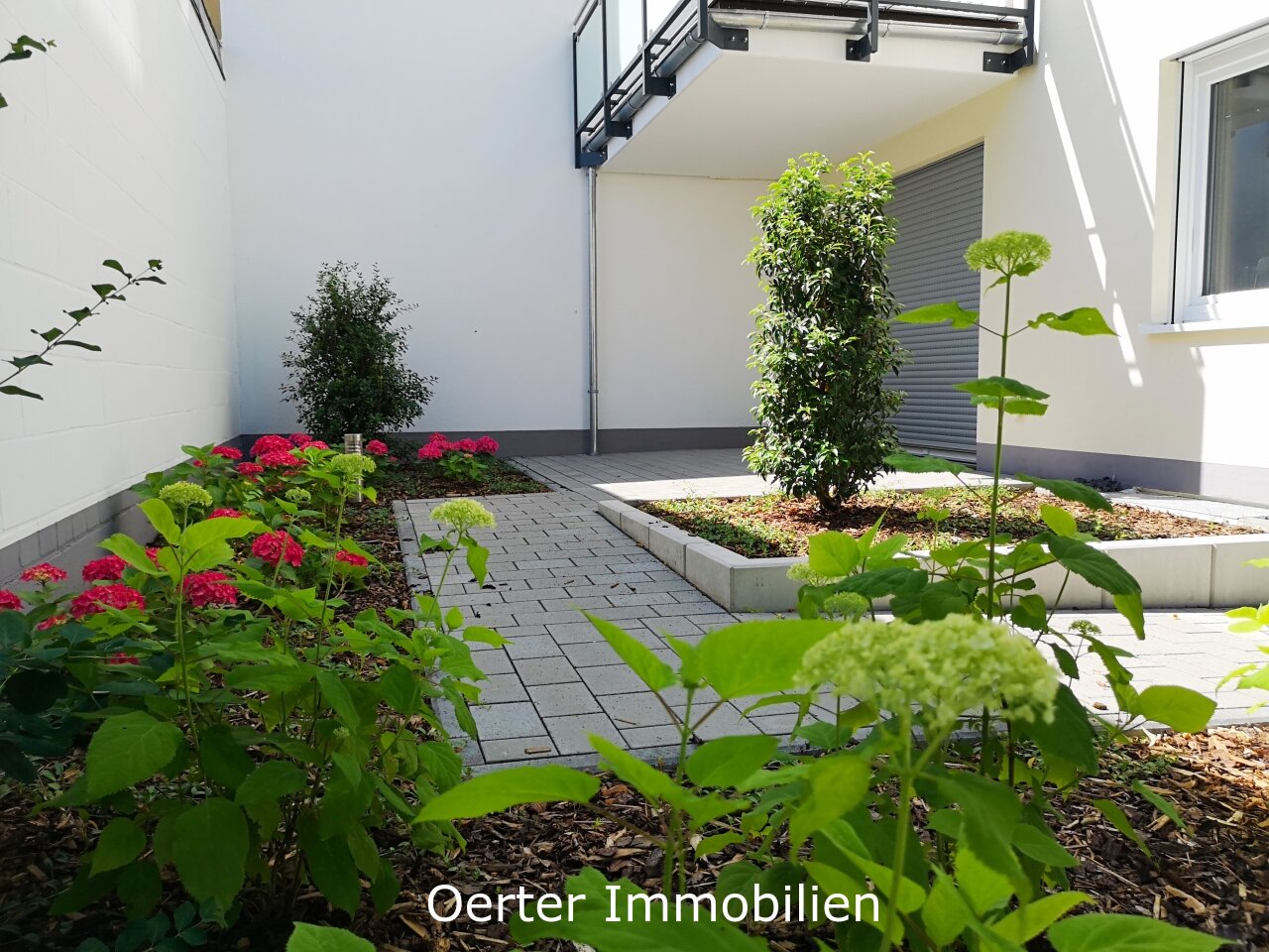 EG Garten und Terrasse 2 EG Garten und Terrasse 2