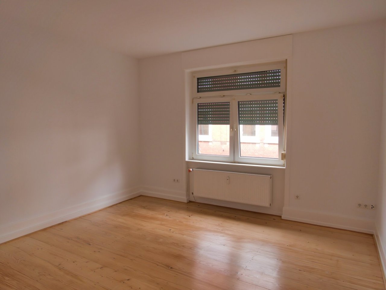 Wohnzimmer Bild 2
