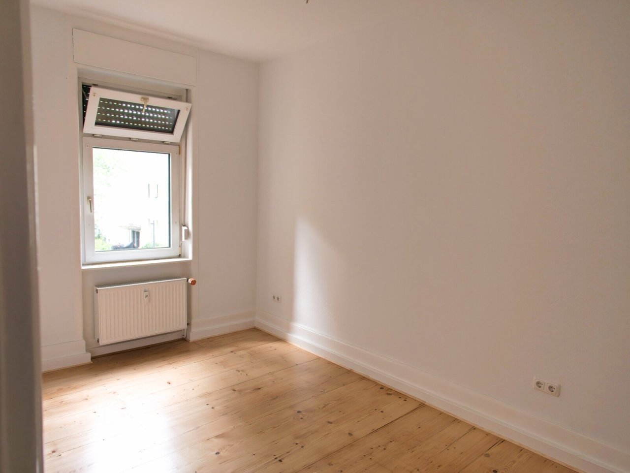 Schlafzimmer Bild 1